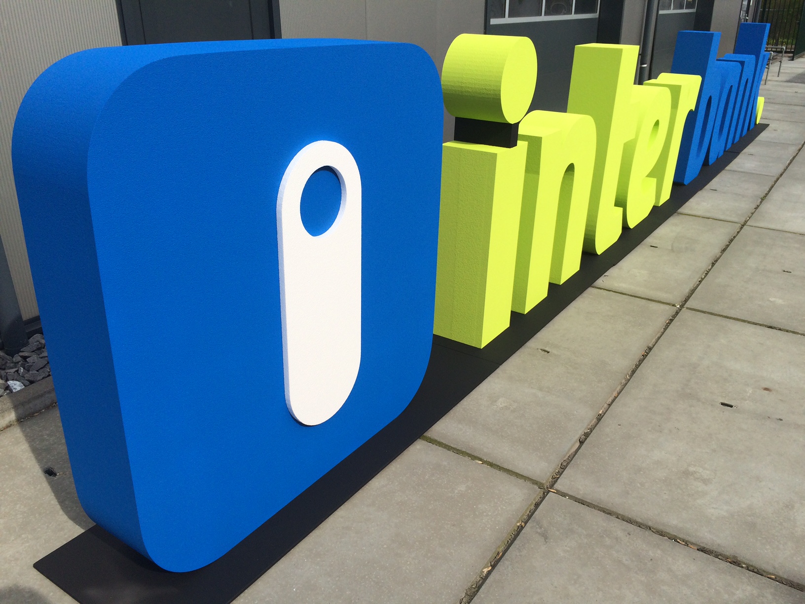 Grote 3D piepschuim letters Interbank