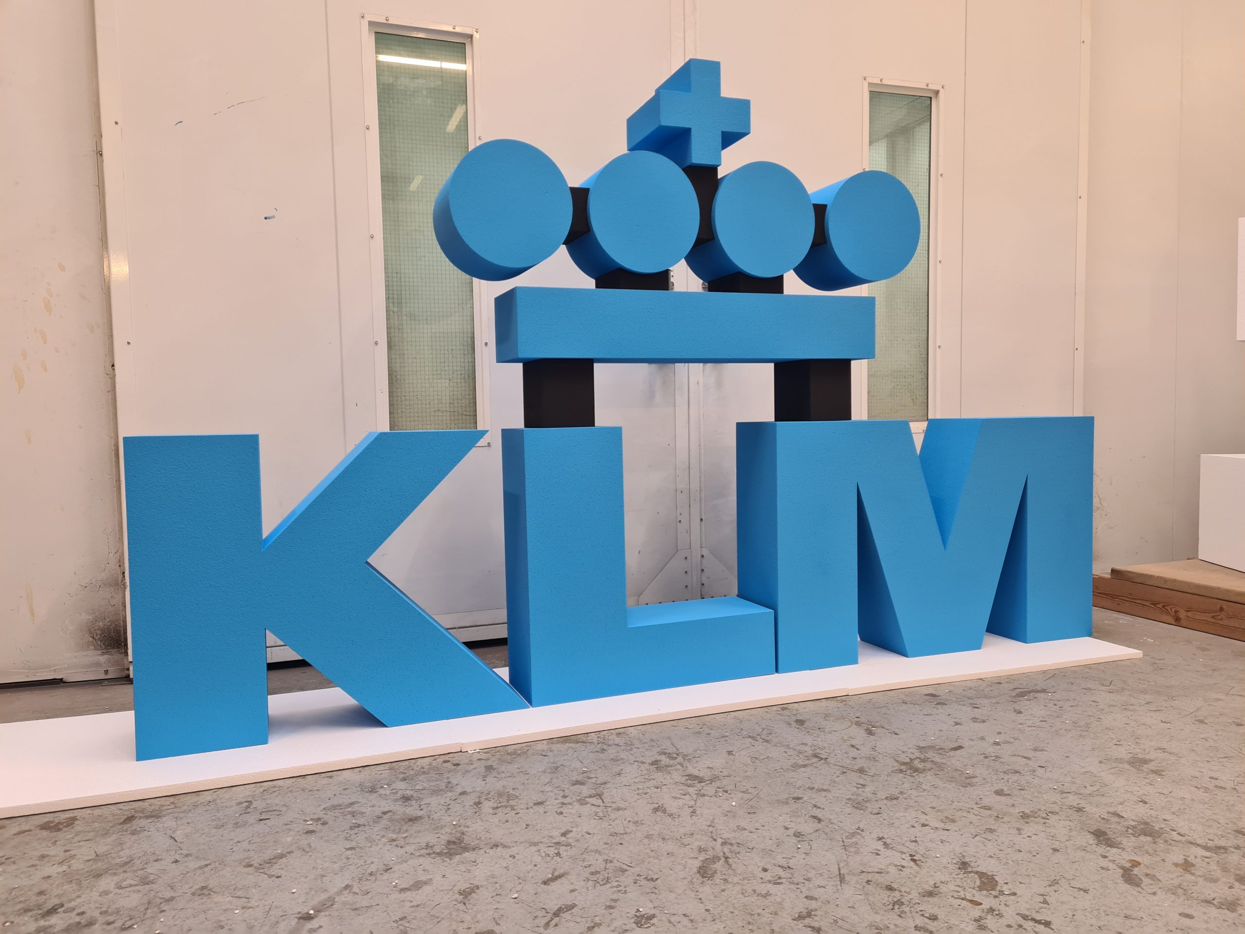Piepschuim 3D letters KLM3